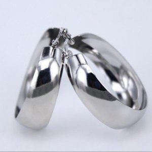 NEW 18K WHITE GOLD 2”ROUND CHUNKY HOOP EARRINGS